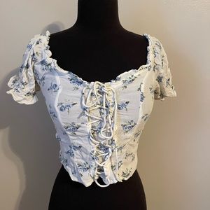 American Eagle Floral Puff Sleeve Top